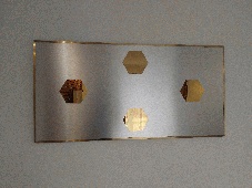 Moderne Metallwanddekoration: Elegantes Metallbild mit strukturierter Oberfläche und Edelstahlrahmen Gesuch 39593 Bild 1