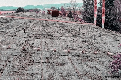 Asbest Dach Sanierung TRGS 519 Trapezblechdach Sandwichblech Dachfläche