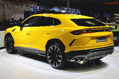 Lamborghini Urus für Fotos gesucht