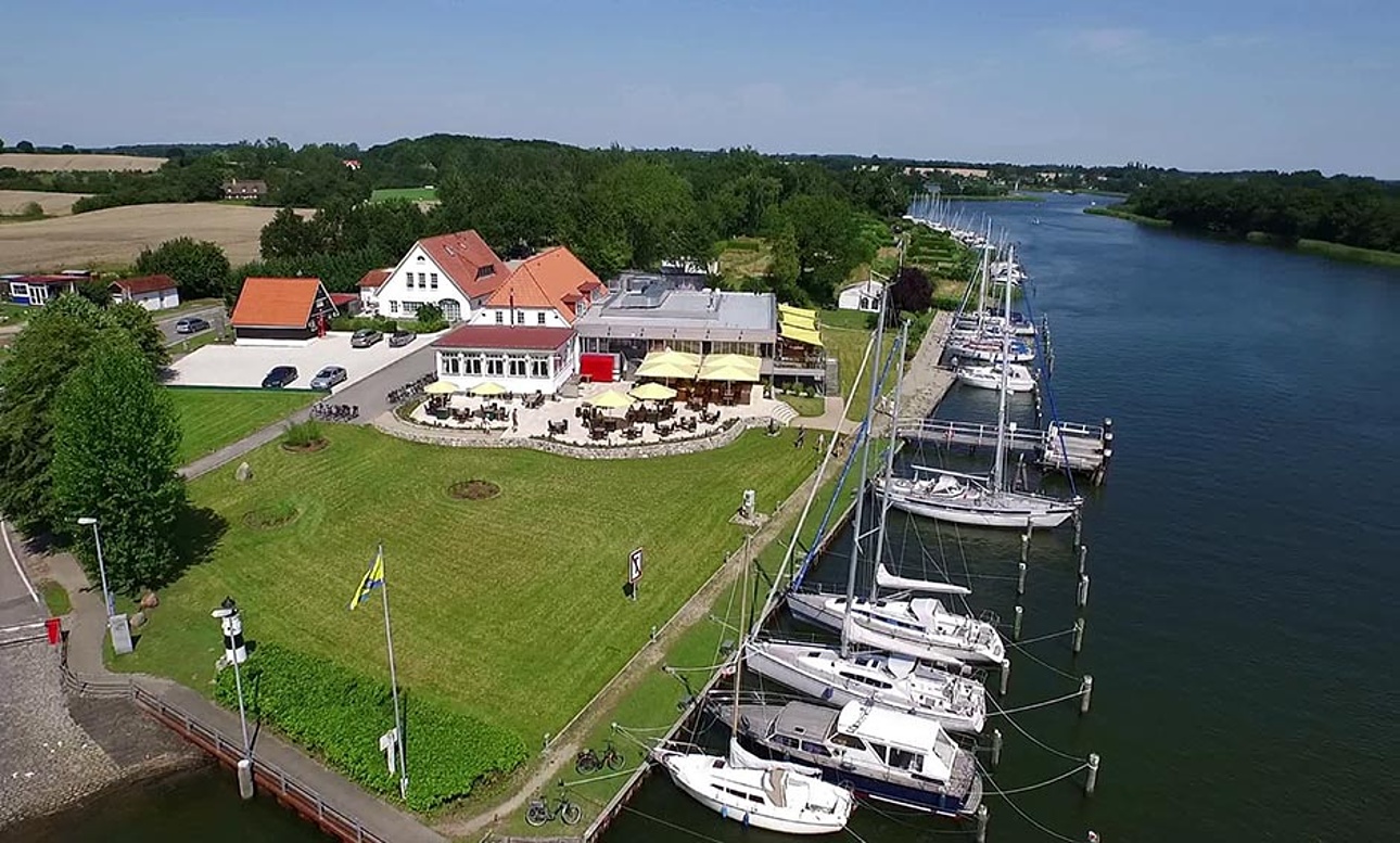 Grundstücke/Schleswig-Holstein: 1 A LAGE einmalig - direkt am Ufer der Schlei